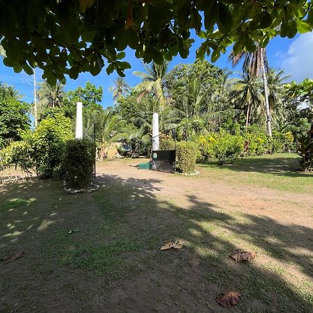 Paco'S Garden Home Stay Mambajao Eksteriør bilde