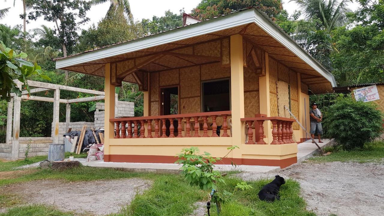 Paco'S Garden Home Stay Mambajao Eksteriør bilde
