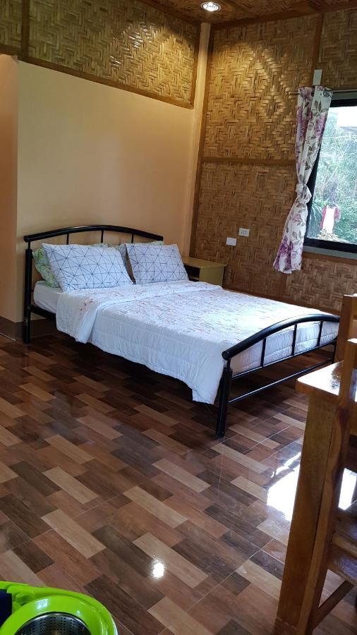 Paco'S Garden Home Stay Mambajao Eksteriør bilde