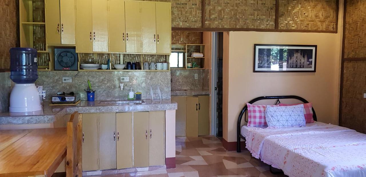 Paco'S Garden Home Stay Mambajao Eksteriør bilde