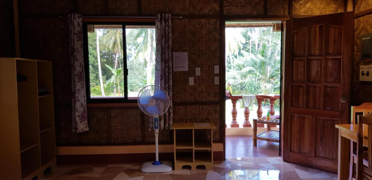 Paco'S Garden Home Stay Mambajao Eksteriør bilde