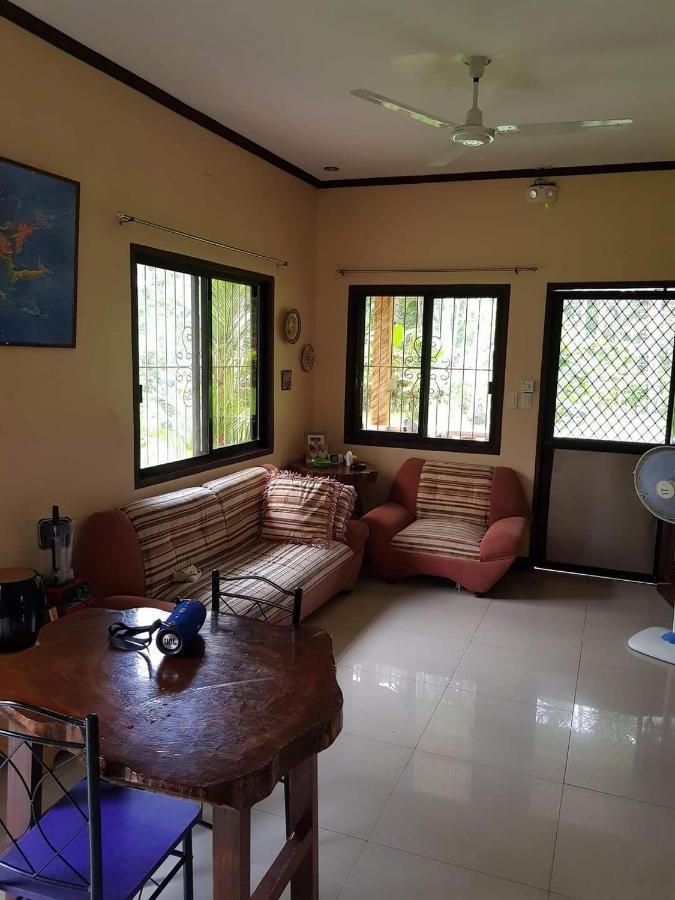Paco'S Garden Home Stay Mambajao Eksteriør bilde