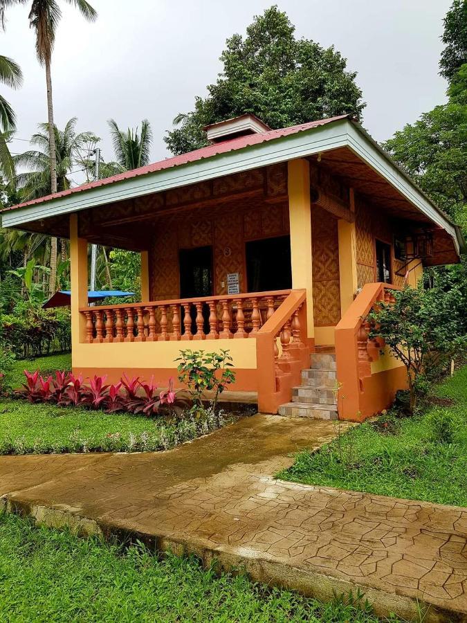 Paco'S Garden Home Stay Mambajao Eksteriør bilde