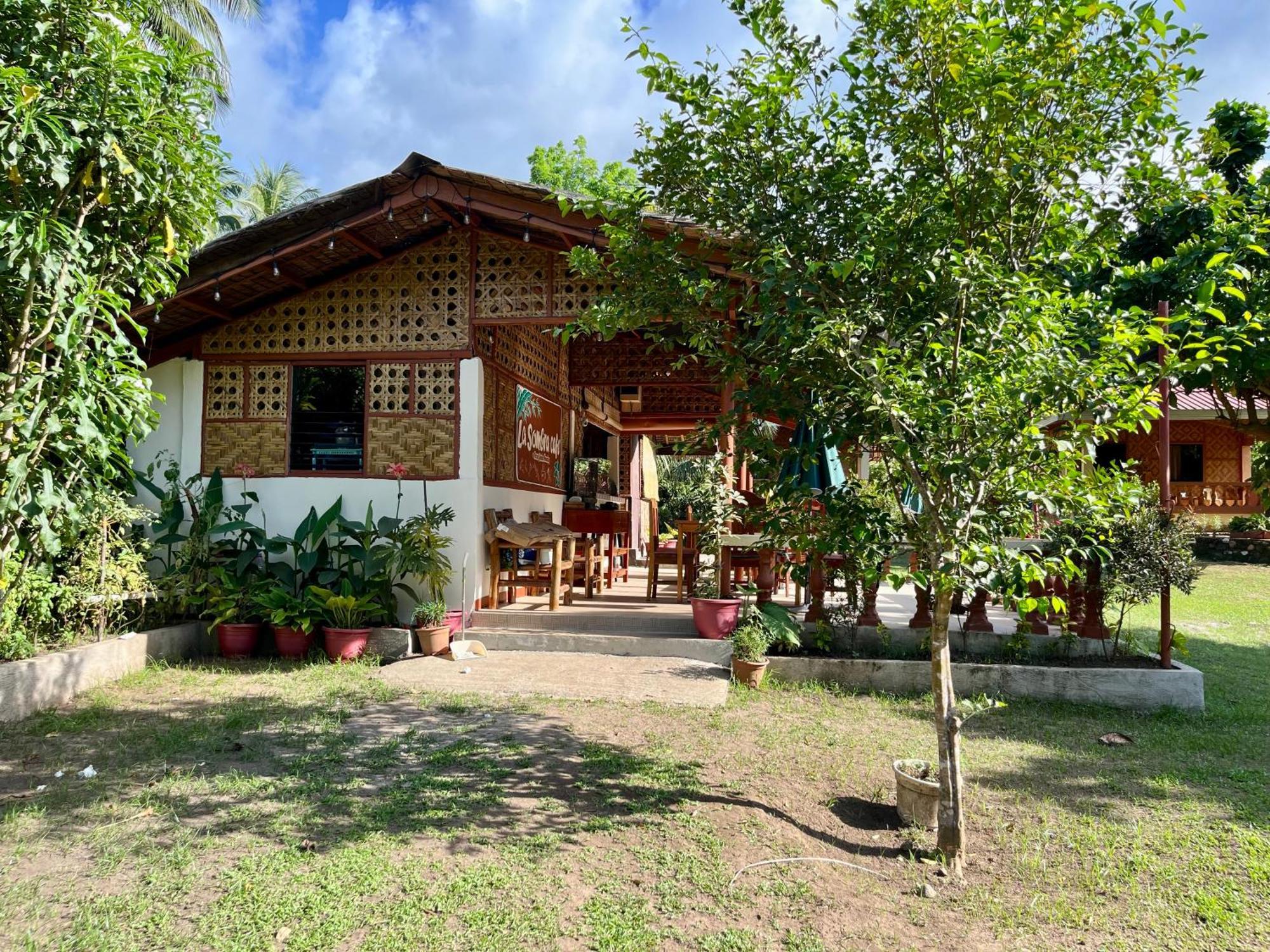 Paco'S Garden Home Stay Mambajao Eksteriør bilde