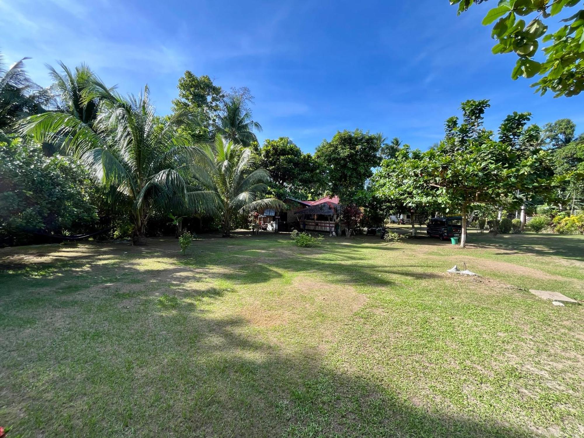 Paco'S Garden Home Stay Mambajao Eksteriør bilde
